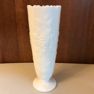 Vintage L.E. Smith Milk Glass Footed Vase With Scalloped Rim Grape Design 9”
